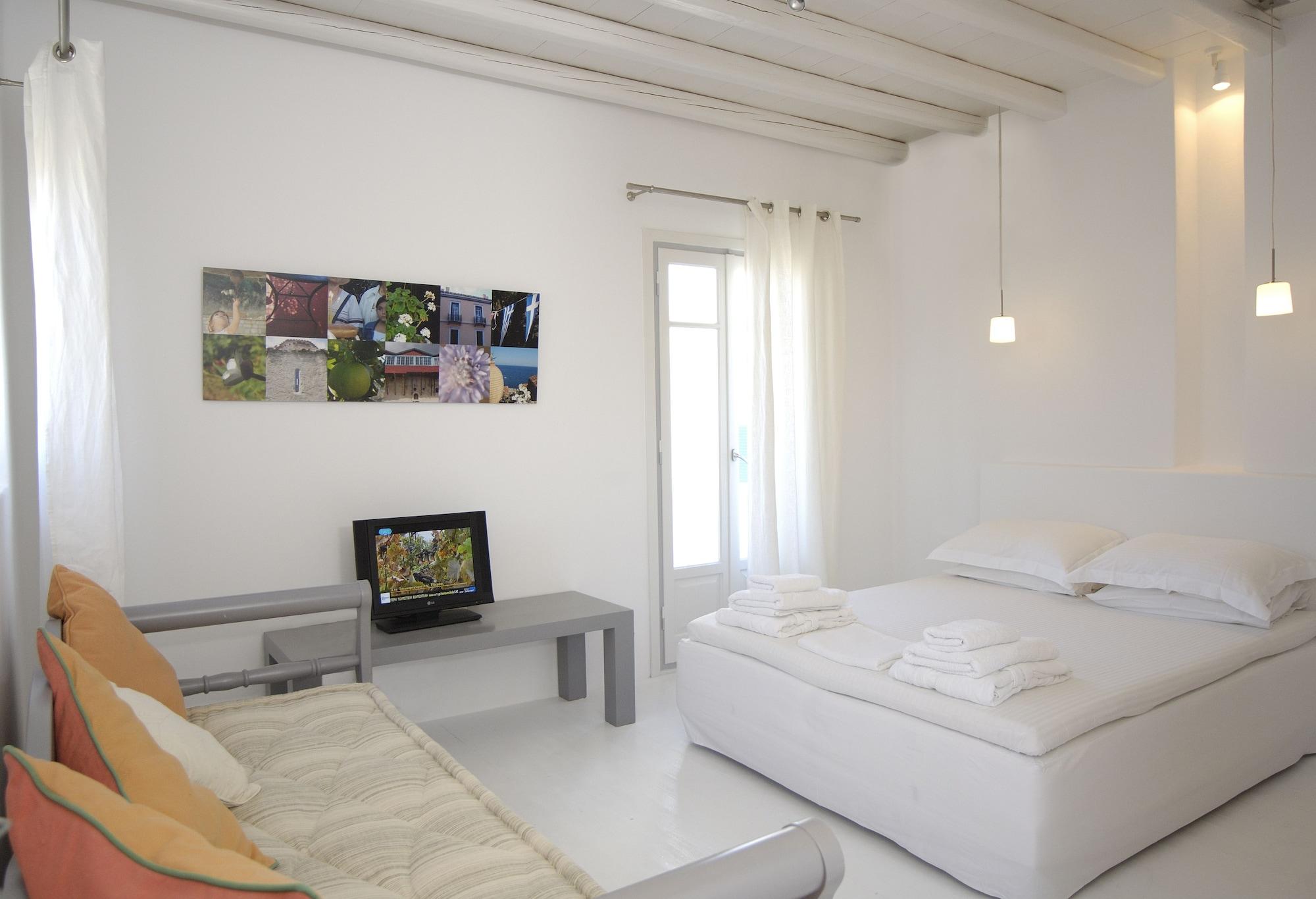 Kapetan Tasos Suites Полония Екстериор снимка