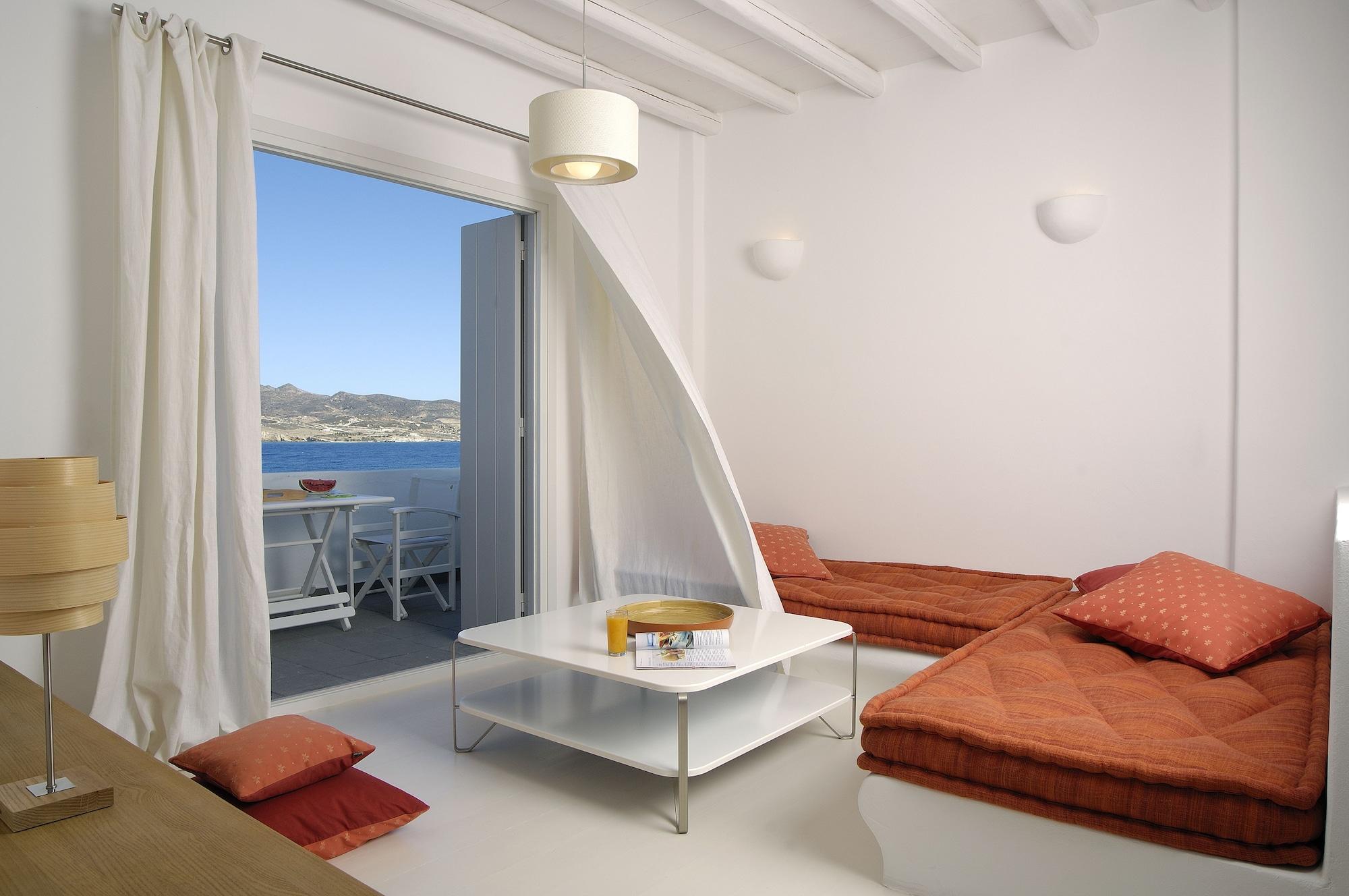 Kapetan Tasos Suites Полония Екстериор снимка
