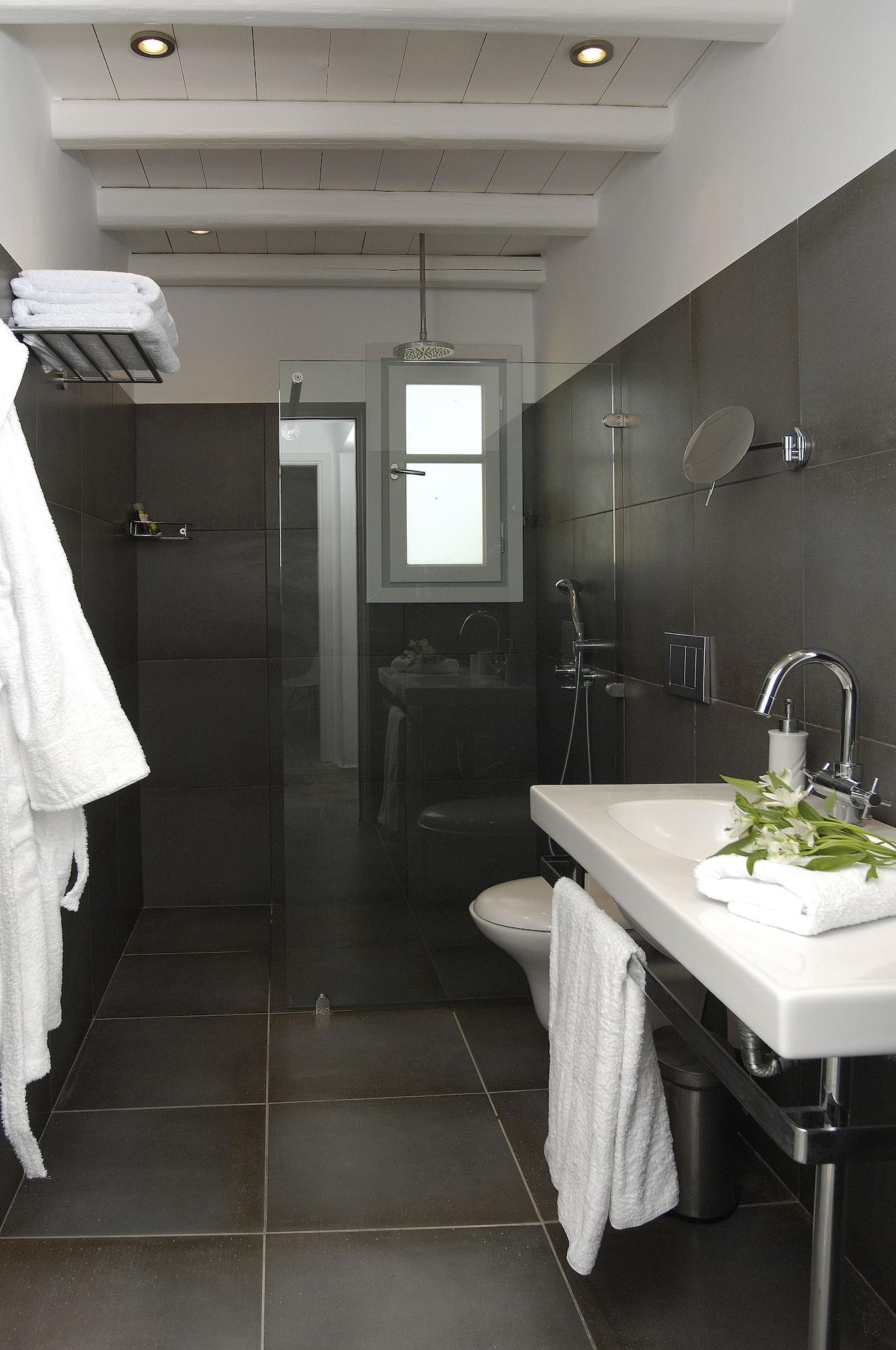 Kapetan Tasos Suites Полония Екстериор снимка